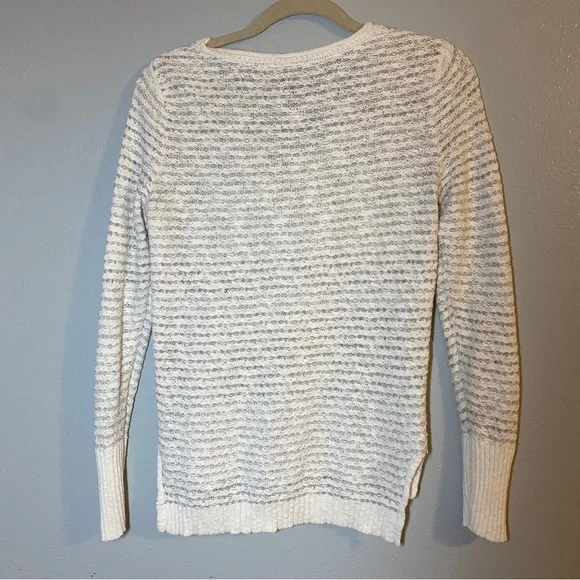 Cream sweater with gray - Picture 2 of 6
